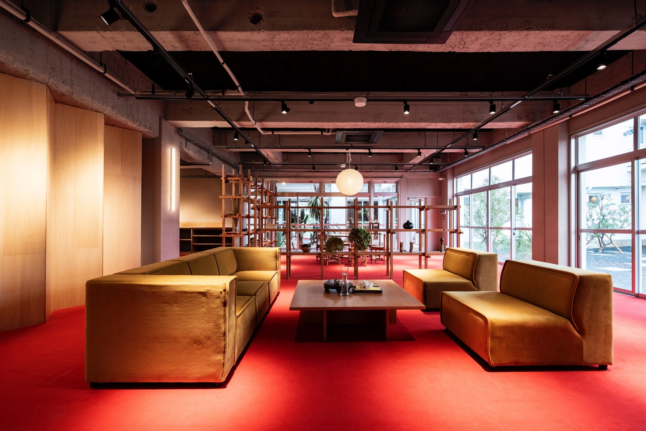 gallery02